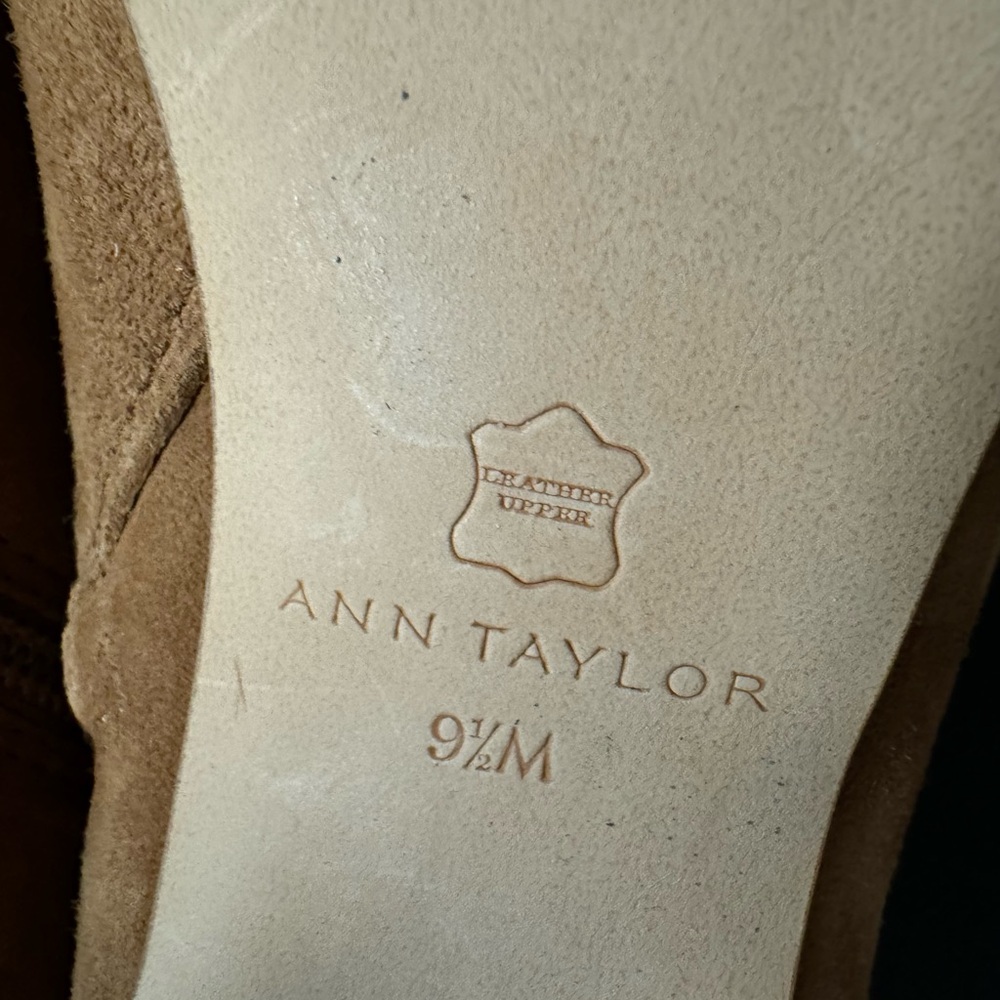 Ann Taylor-Nettie soft mocha mousse brown suede buckle ankle boot.9.5 - Picture 3 of 11
